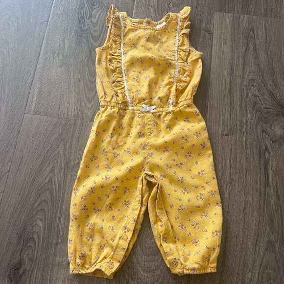 Carter's Other - Carter's Ruf­fled Flo­ral-Print Jump­suit 9 m